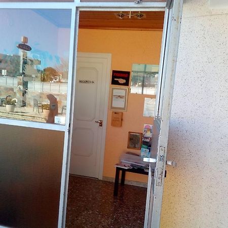 Hostal Lleida Calafell Kültér fotó